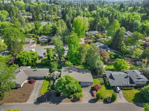 8835 SW Oak Lane Portland OR 97223
