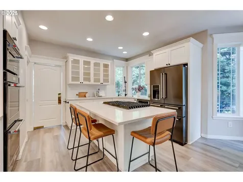 13888 SW Essex Drive Portland OR 97223