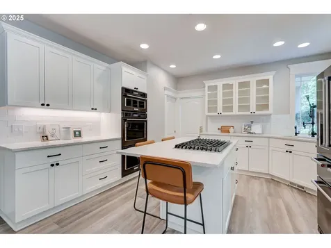 13888 SW Essex Drive Portland OR 97223