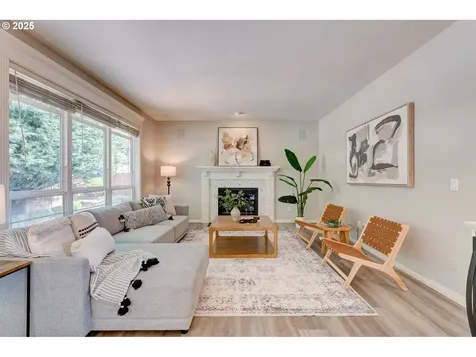 13888 SW Essex Drive Portland OR 97223