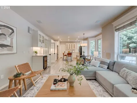 13888 SW Essex Drive Portland OR 97223