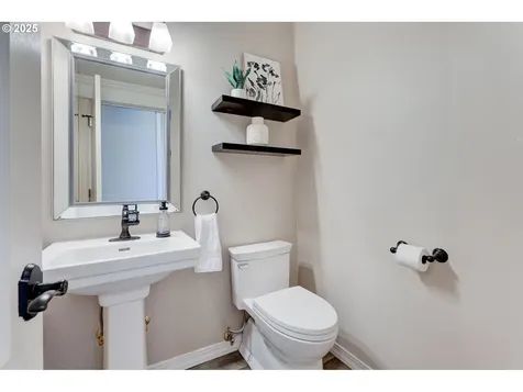 13888 SW Essex Drive Portland OR 97223
