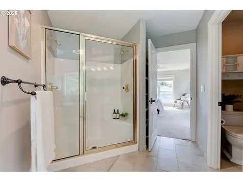 13888 SW Essex Drive Portland OR 97223