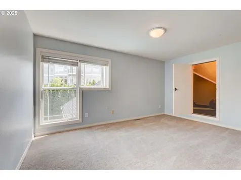 13888 SW Essex Drive Portland OR 97223