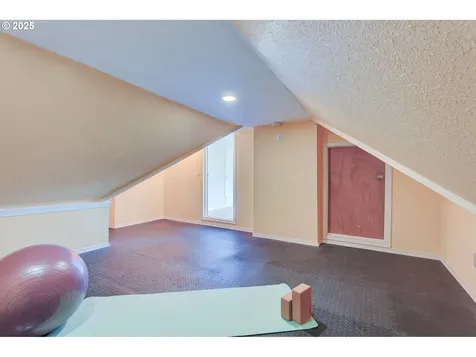 13888 SW Essex Drive Portland OR 97223