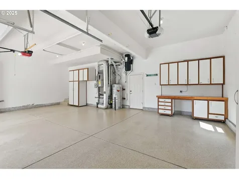 13888 SW Essex Drive Portland OR 97223