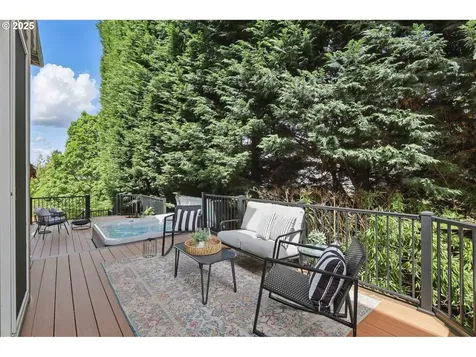 13888 SW Essex Drive Portland OR 97223