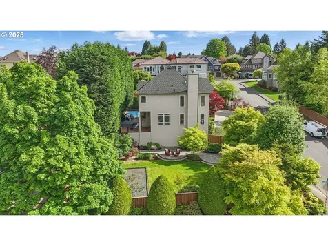13888 SW Essex Drive Portland OR 97223