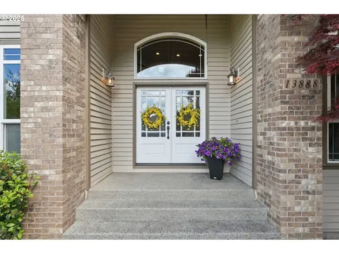 13888 SW Essex Drive Portland OR 97223
