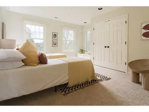 13276 Deerfield Court Lake Oswego OR 97035