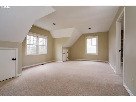 13276 Deerfield Court Lake Oswego OR 97035