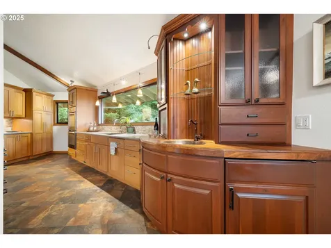 14162 SE Holgate Boulevard Portland OR 97236