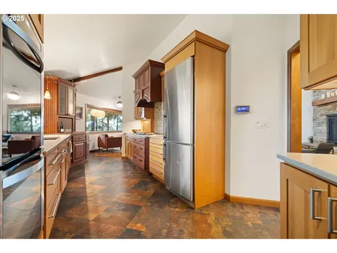 14162 SE Holgate Boulevard Portland OR 97236
