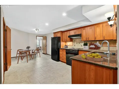14162 SE Holgate Boulevard Portland OR 97236