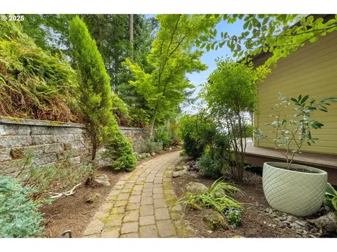 14162 SE Holgate Boulevard Portland OR 97236