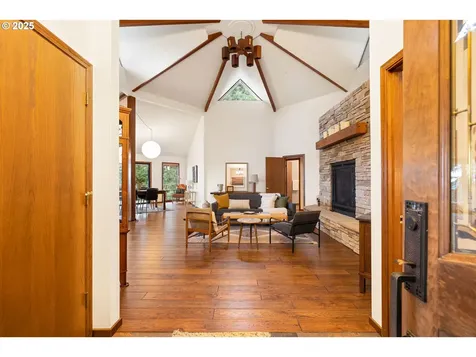 14162 SE Holgate Boulevard Portland OR 97236