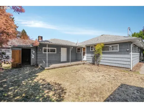 6106 SE Lexington Street Portland OR 97206
