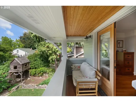 3163 NE Regents Drive Portland OR 97212