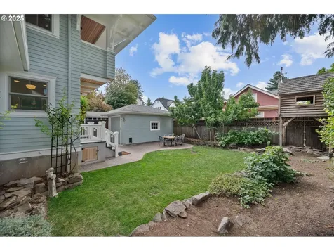 3163 NE Regents Drive Portland OR 97212