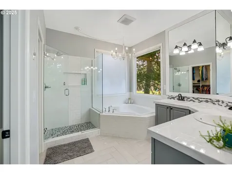 11942 SE Sunny Way Happy Valley OR 97086