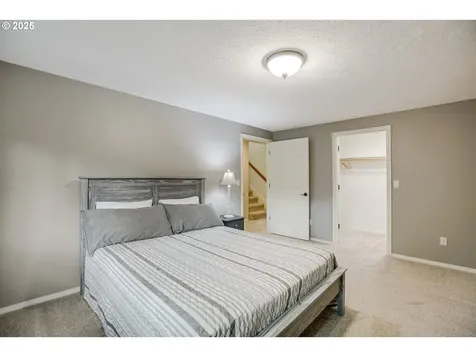 11942 SE Sunny Way Happy Valley OR 97086