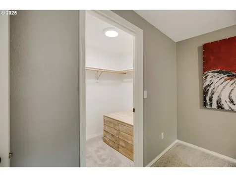 11942 SE Sunny Way Happy Valley OR 97086