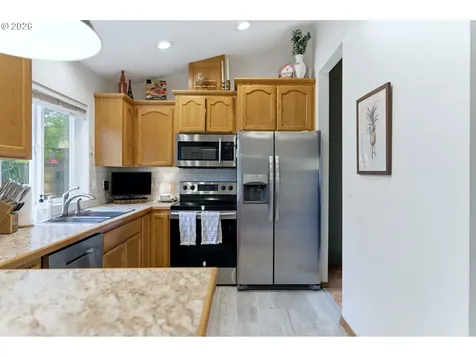 4468 Fuhrer Street NE Salem OR 97305