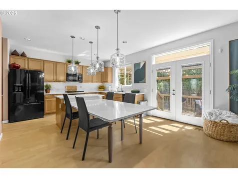 4952 SE Pioneer Lane Troutdale OR 97060