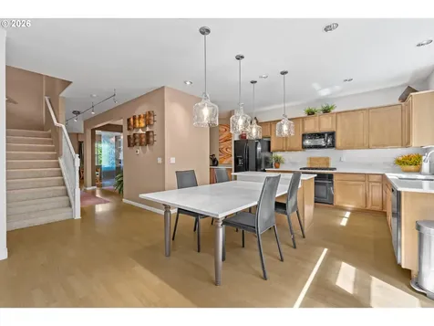 4952 SE Pioneer Lane Troutdale OR 97060