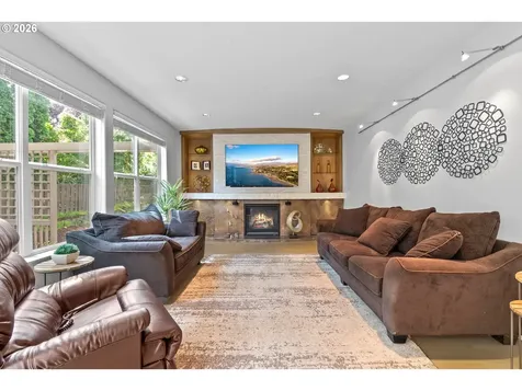 4952 SE Pioneer Lane Troutdale OR 97060