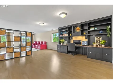 4952 SE Pioneer Lane Troutdale OR 97060