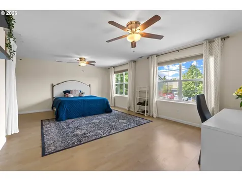 4952 SE Pioneer Lane Troutdale OR 97060