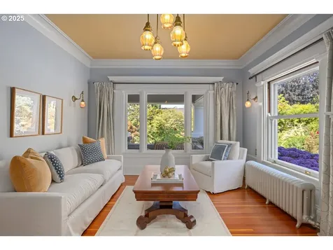 1314 SE 55th Avenue Portland OR 97215