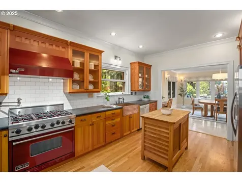 1314 SE 55th Avenue Portland OR 97215