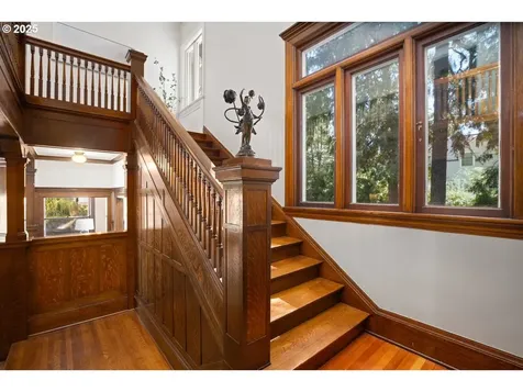 1314 SE 55th Avenue Portland OR 97215