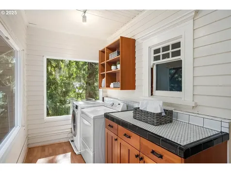 1314 SE 55th Avenue Portland OR 97215