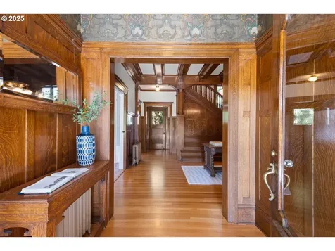 1314 SE 55th Avenue Portland OR 97215
