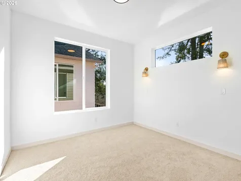 7456 SE Tolman Street Portland OR 97206