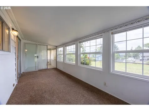 172 W Kristen Court Roseburg OR 97471