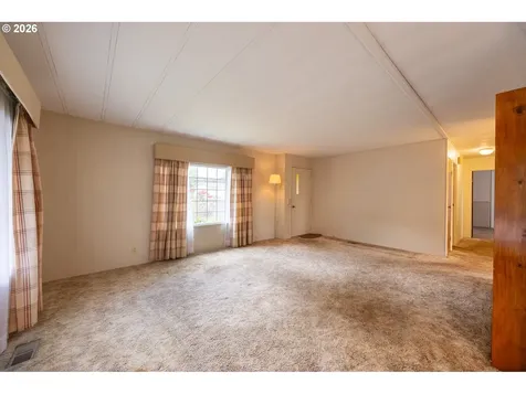 172 W Kristen Court Roseburg OR 97471
