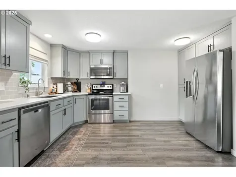 10510 NE 71st Street Vancouver WA 98662