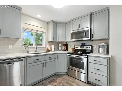 10510 NE 71st Street Vancouver WA 98662