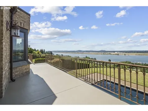 5905 Buena Vista Drive Vancouver WA 98661