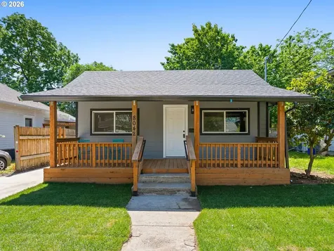 8042 SE Tolman Street Portland OR 97206