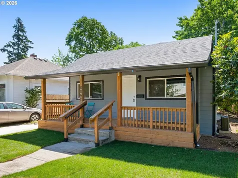 8042 SE Tolman Street Portland OR 97206