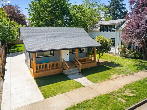 8042 SE Tolman Street Portland OR 97206