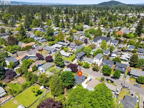 8042 SE Tolman Street Portland OR 97206