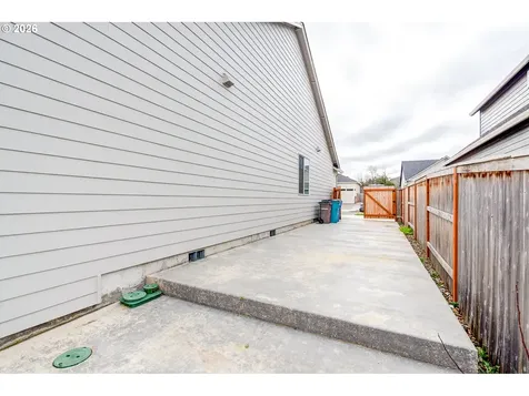 18009 NE 46th Court Vancouver WA 98686