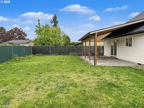 4559 47th Avenue NE Salem OR 97305