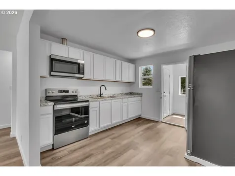 370 NW Yamhill Street Sheridan OR 97378